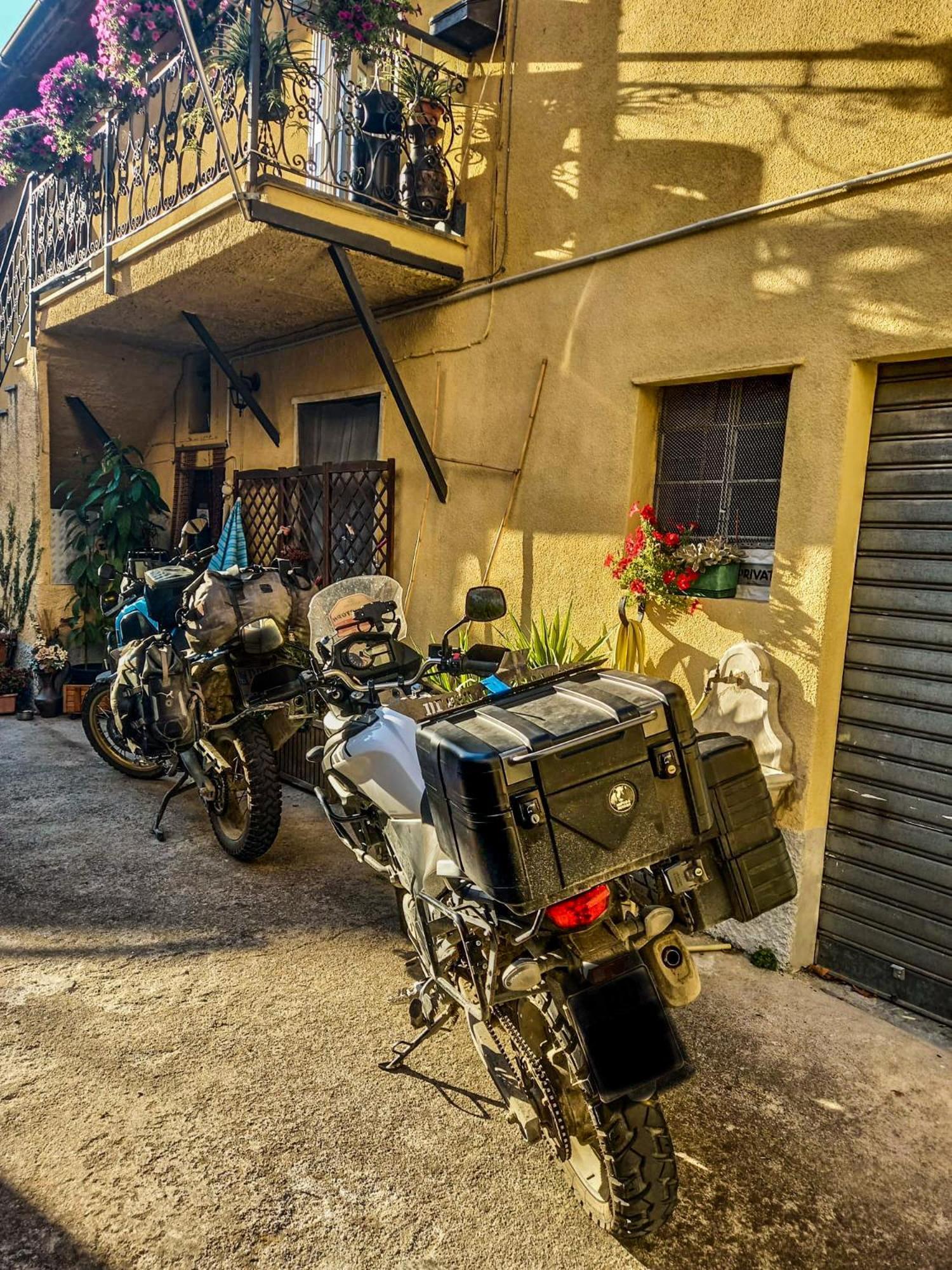 La corte di Quiliano Esterno foto